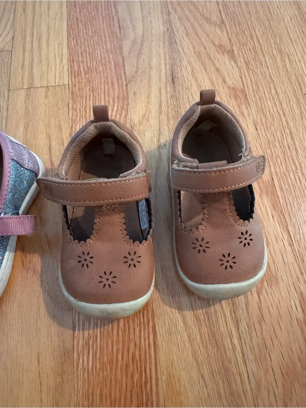 Toms Girls' Glitter Pink Mary Jane & stride rite Brown Mary Jane